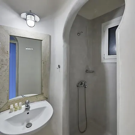 Nalu Villa *