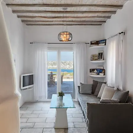 Nalu Villa *